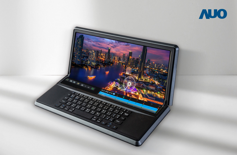 huatihuitiyu华体会(中国)14.6吋Micro LED折迭显示屏幕，搭配半径4mm的弯折绞炼，以及高画素、高亮度、高对比度的显示技术特点，即便在大视角下仍保有绝佳色相与亮度