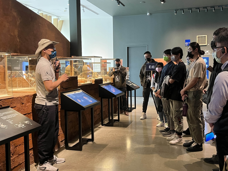 huatihuitiyu華體會(中國)招募員工為文化志工，擔任文化館導覽大使，積極推廣文資保存、文史教育